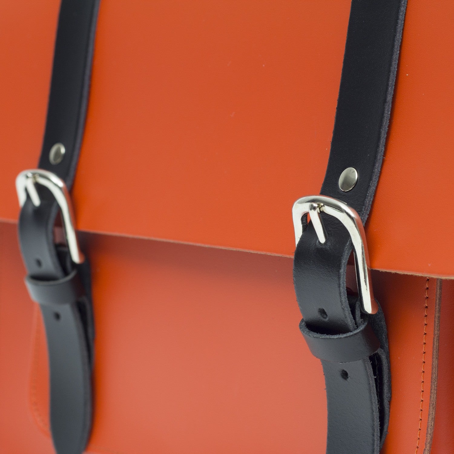 Hill and Ellis Jasper Dutch Orange Leather Pannier showing front straps
