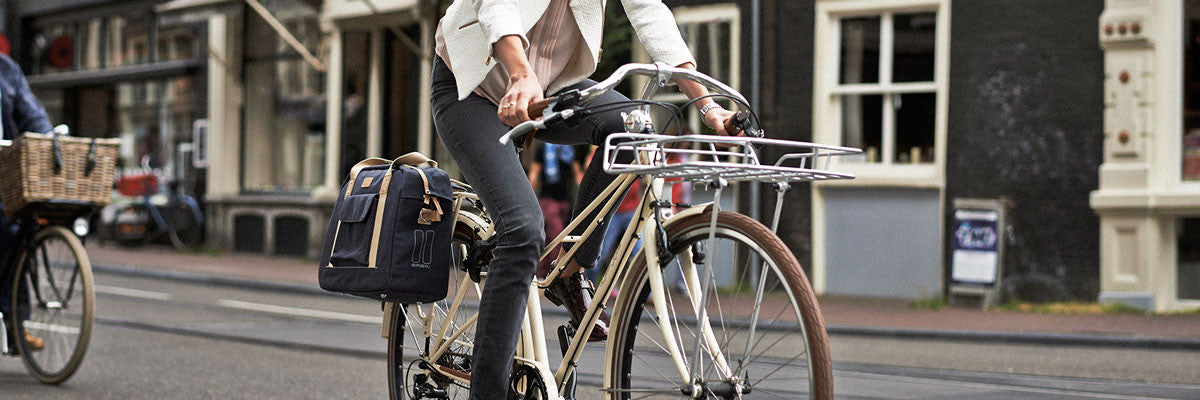 Portland Business Bag. Waterproof pannier, fashionable, unique and classic; for the stylish rider. 